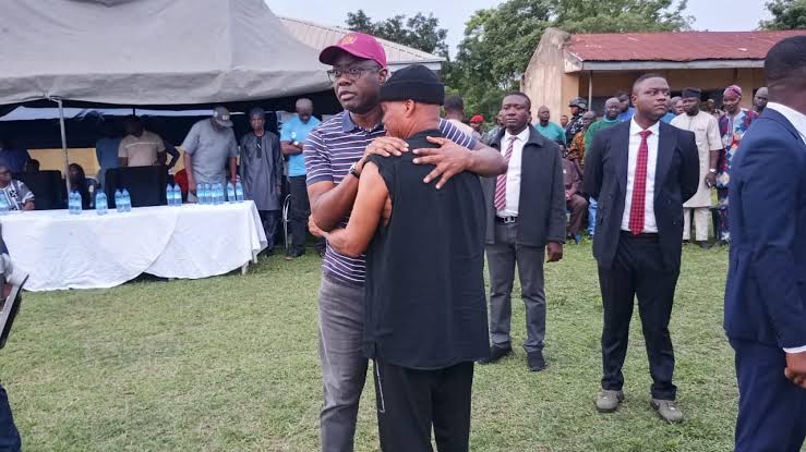 MAKINDE REASSURES FAMILIES OF ABDUCTED PUPILS, VOWS RELENTLESS RESCUE EFFORTS IN OYO