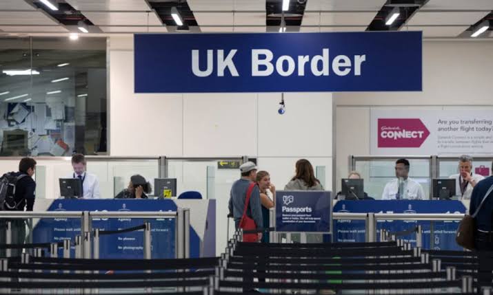UK RELEASES UPDATED 2026 LIST OF BANNED AND RESTRICTED ITEMS FOR TRAVELLERS